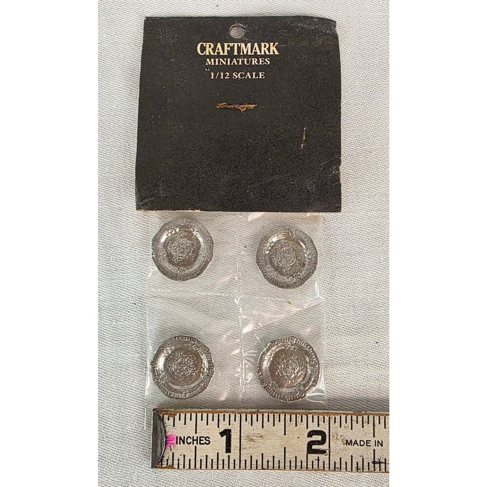 Vtg Craftmark Miniature Dollhouse Kitchen Set 4 Dinner Plates Silver Metal NOS